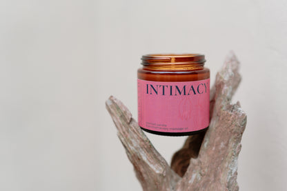 Scented candle &amp; aromatherapy massage oil INTIMACY